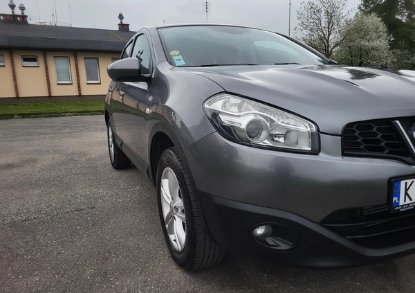 Nissan Qashqai cena 32900 przebieg: 115000, rok produkcji 2011 z Sieraków małe 407